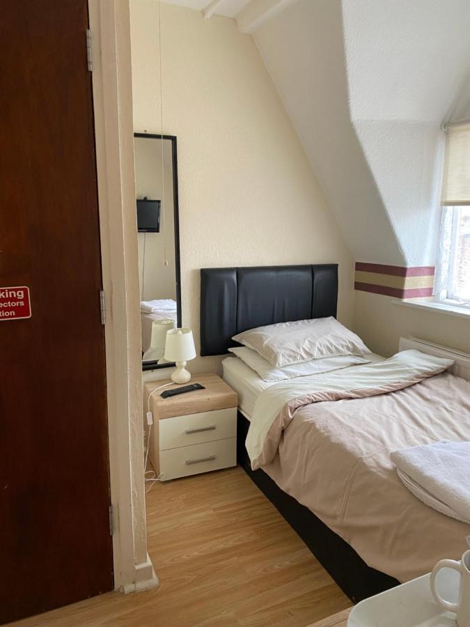 Park View Hotel And Guest House St Helens  Buitenkant foto